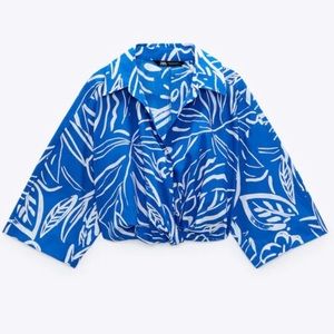 Zara blue printed crop top NWT M
